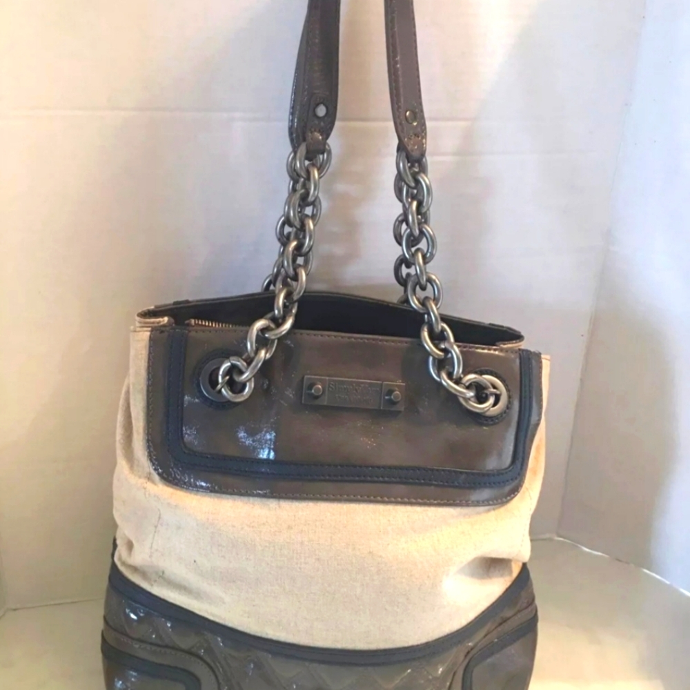 NEW Simply Vera Gray Patent And Canvas Shoulder Bag
